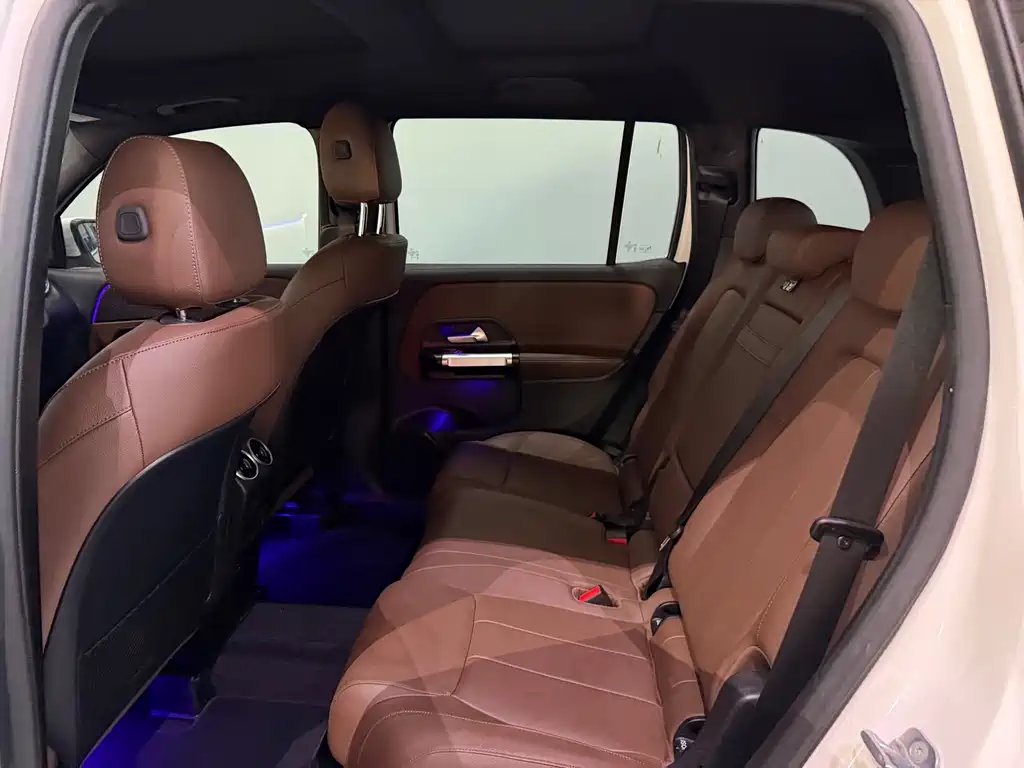 Mercedes-Benz GLB 2024
