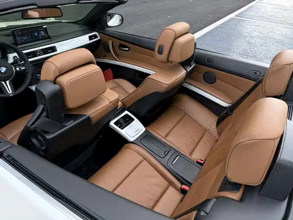 BMW 3 Series 2011