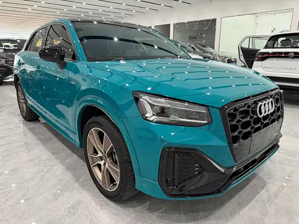 Audi Q2L 2022