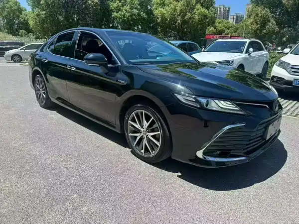 Toyota Camry 2021
