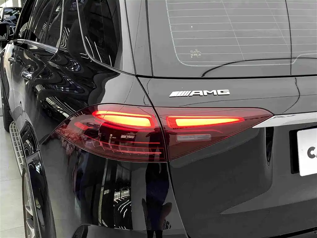 Mercedes-Benz GLE AMG 2024 — фото 5