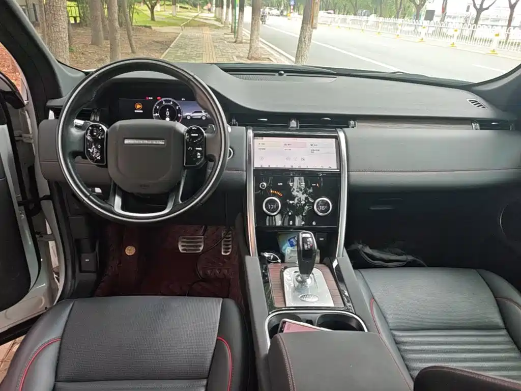 Land Rover Discovery Sport 2021 — фото 10