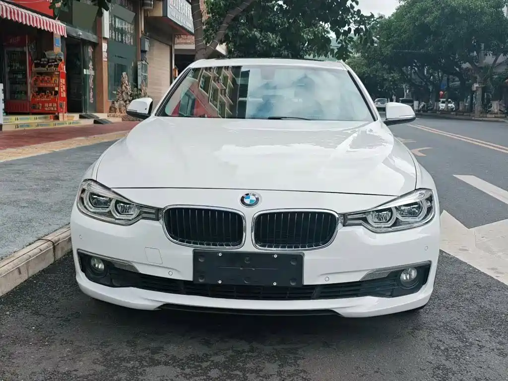 BMW 3 Series 2016