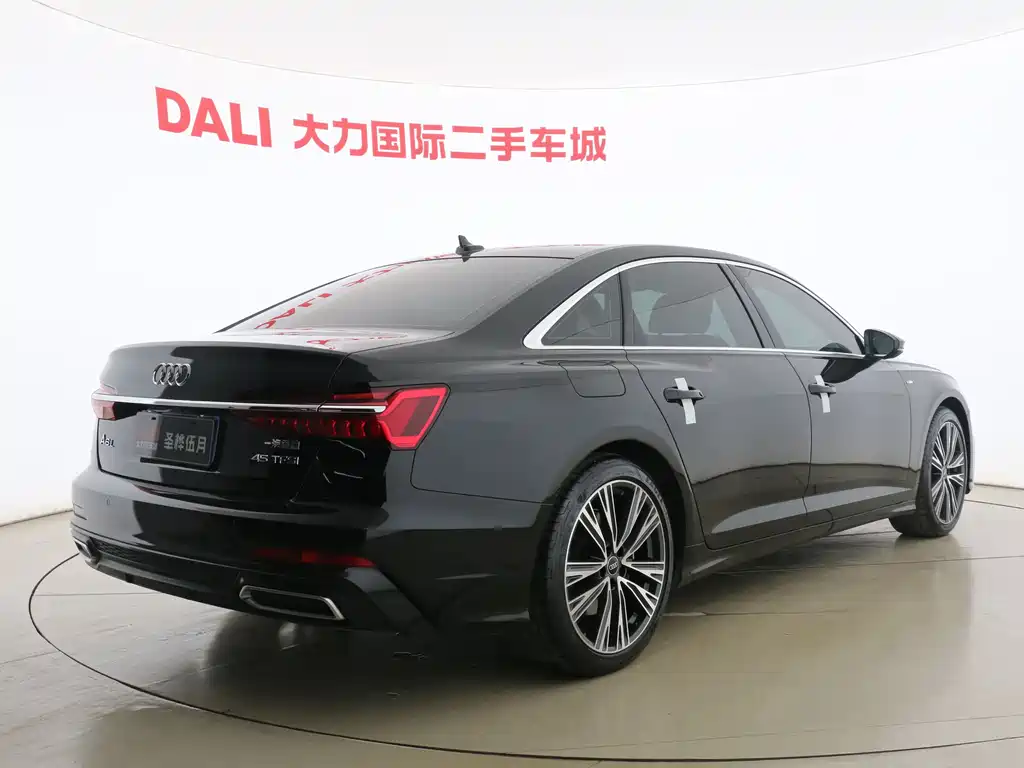 Audi A6L 2022 — фото 16