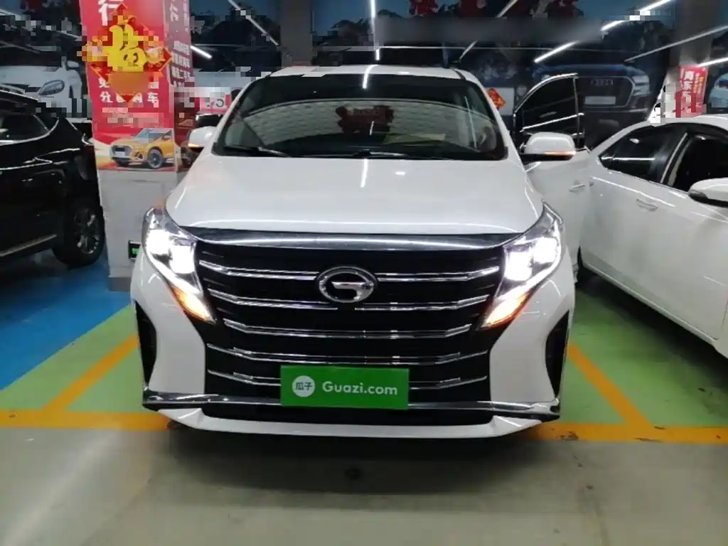 GAC Trumpchi M8 2022 — фото 3
