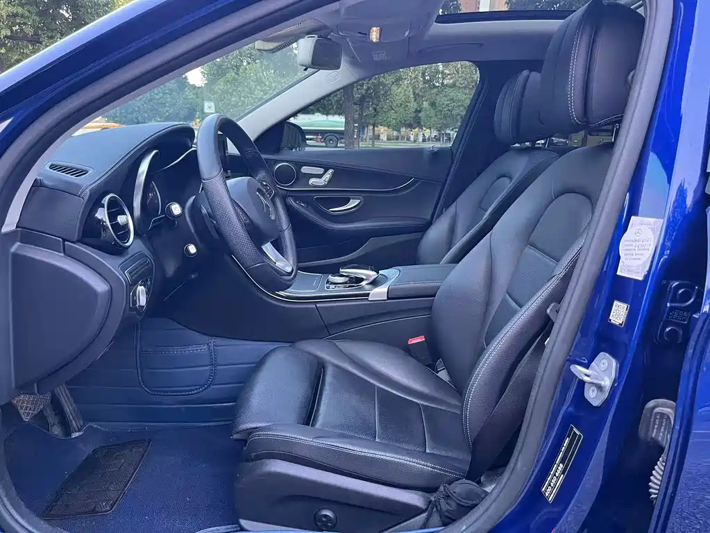 Mercedes-Benz C-Class 2019 — фото 10