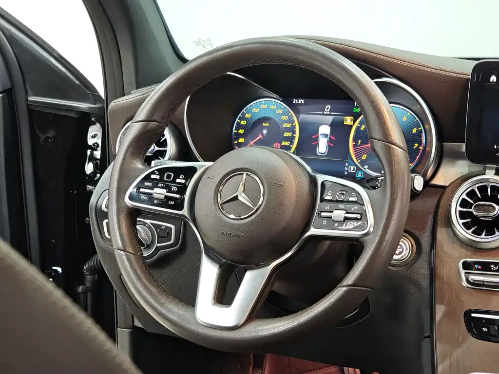 Mercedes-Benz GLC 2022 — фото 15