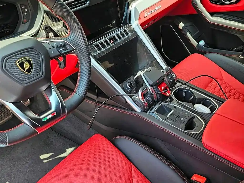 Lamborghini Urus 2020