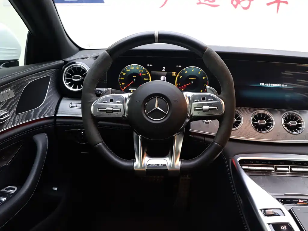 Mercedes-Benz AMG GT 2020 — фото 13