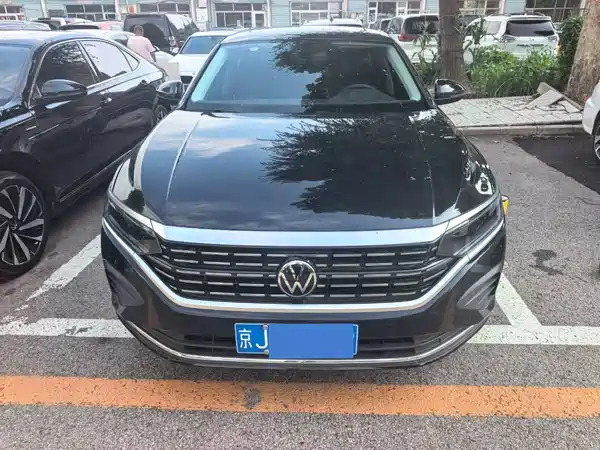 Volkswagen Passat 2024