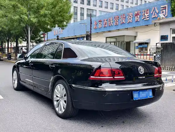 Volkswagen Phaeton 2010