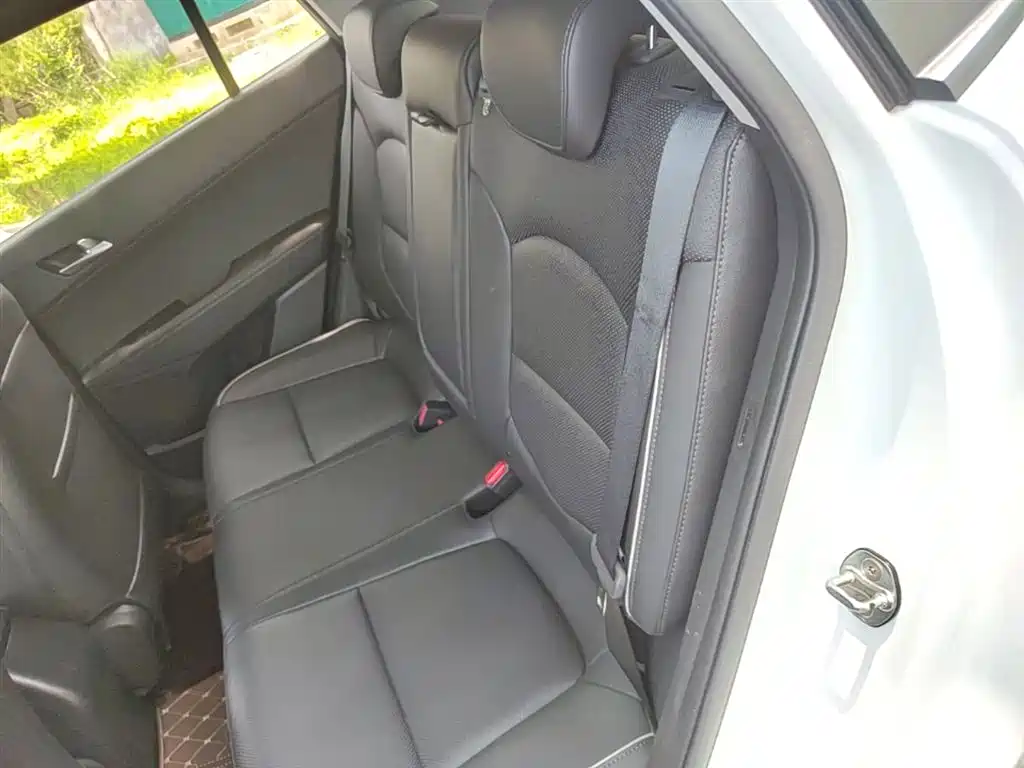 Hyundai ix25 2015 — фото 17