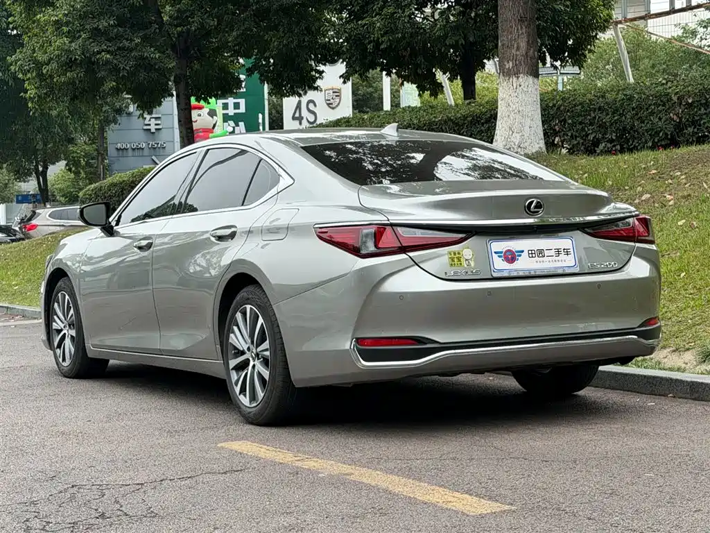 Lexus ES 2021 — фото 4
