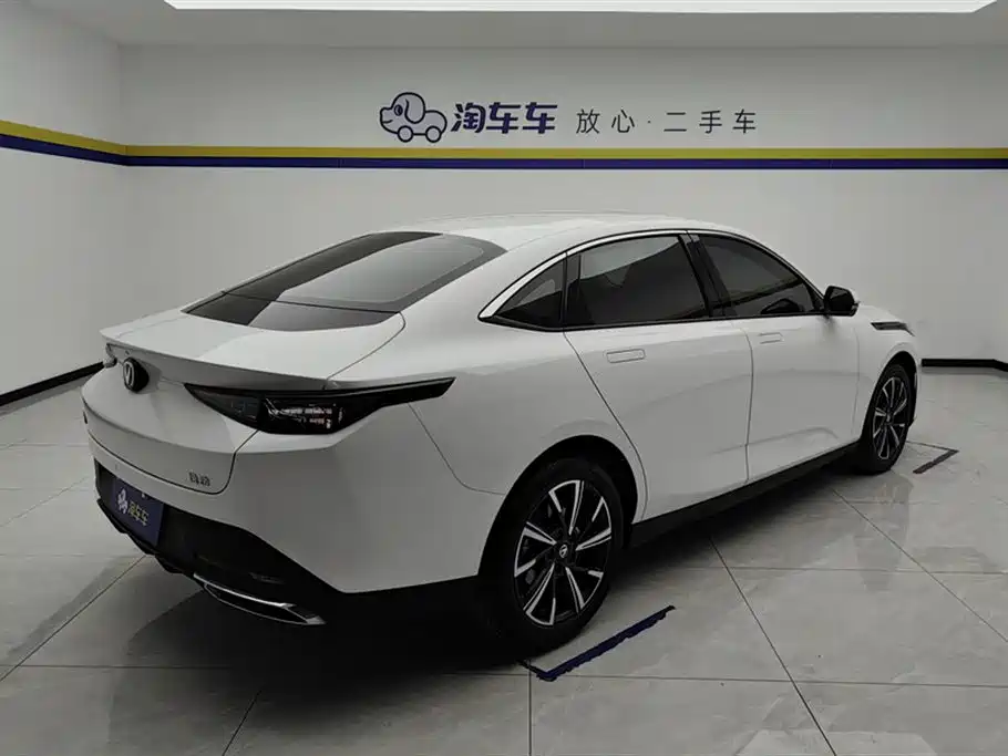 Changan Eado 2025 — фото 3