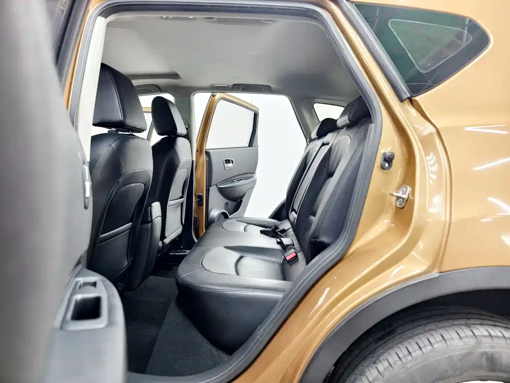 Nissan Qashqai 2012 — фото 13
