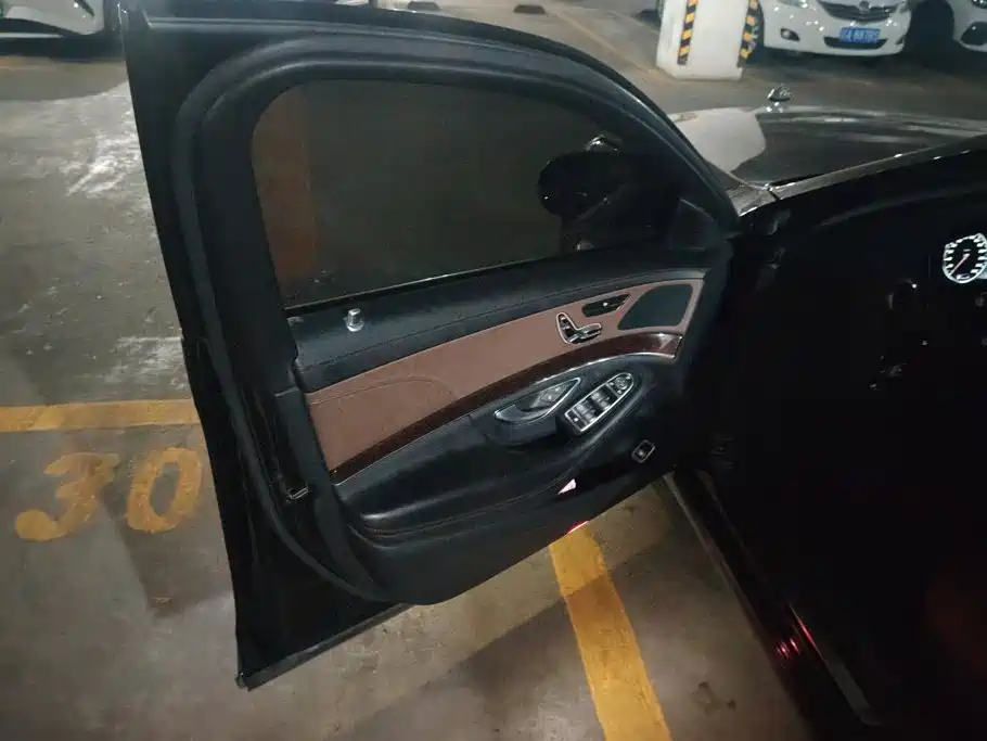 Mercedes-Benz S-Class 2015