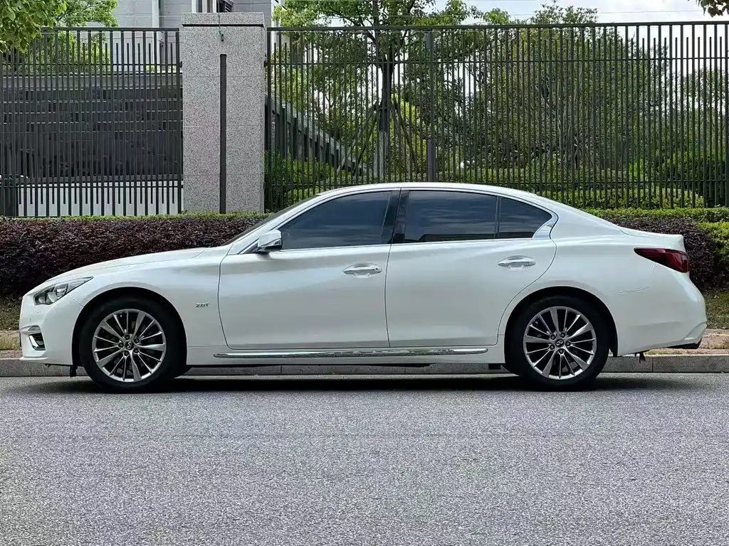 Infiniti Q50L 2020 — фото 4