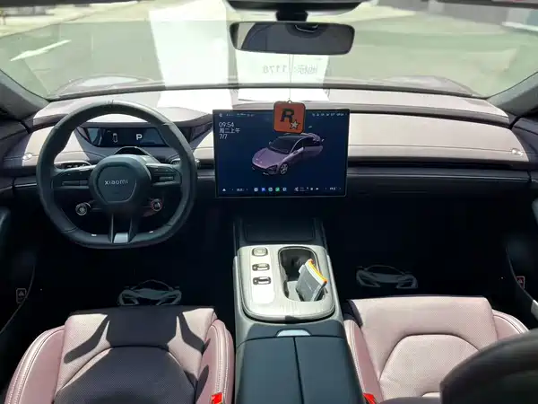 Xiaomi SU7 2024