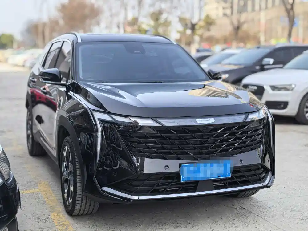 Geely Boyue L 2025 — фото 11