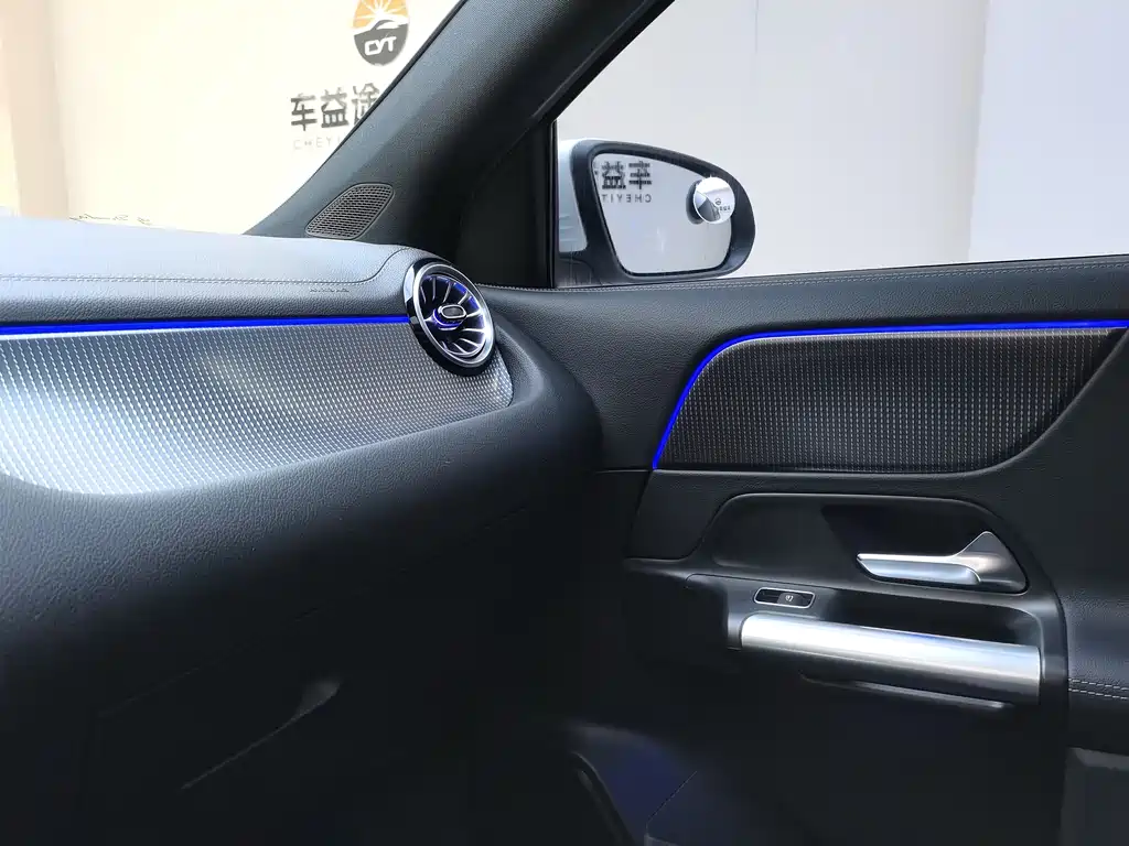 Mercedes-Benz GLA 2022 — фото 16