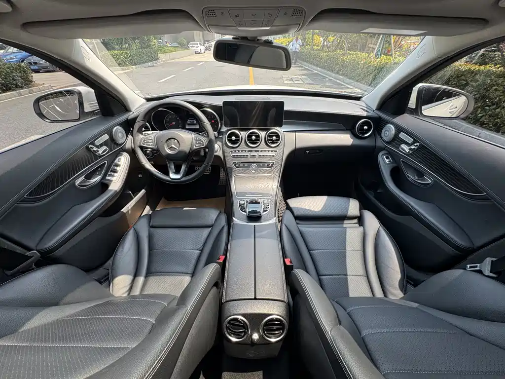 Mercedes-Benz C-Class 2016 — фото 16