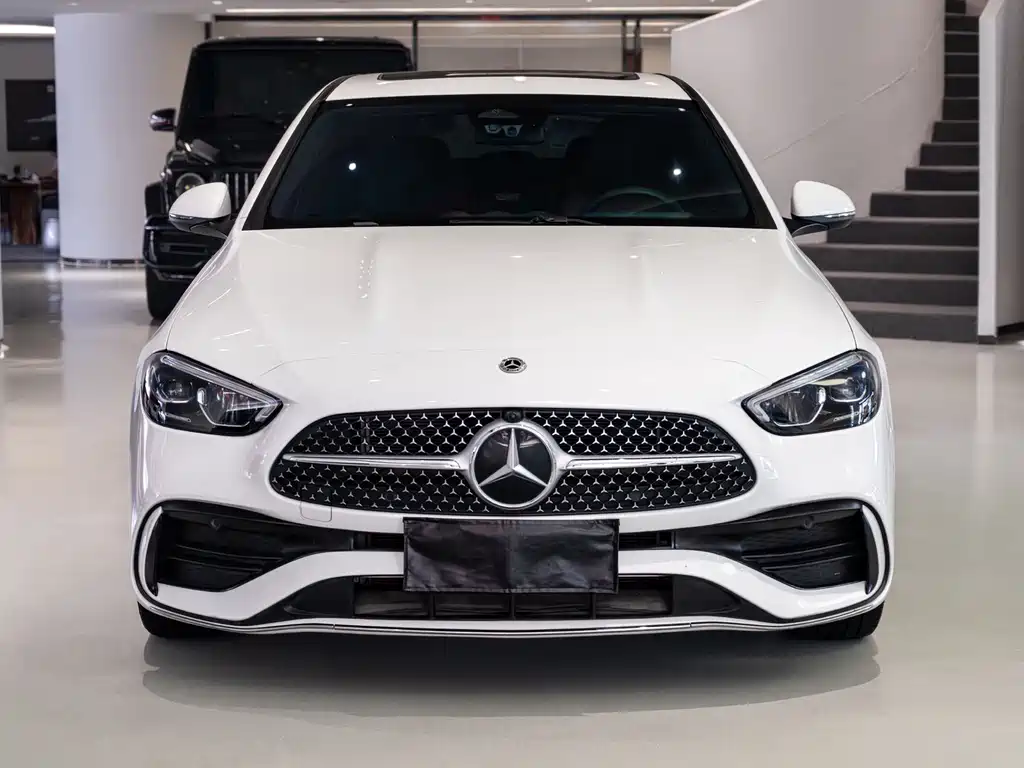Mercedes-Benz C-Class 2023