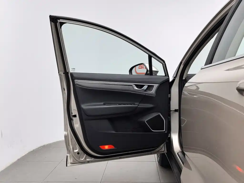 Geely Emgrand GS 2019 — фото 8