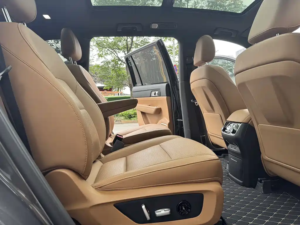 Li Auto Li ONE 2021 — фото 10