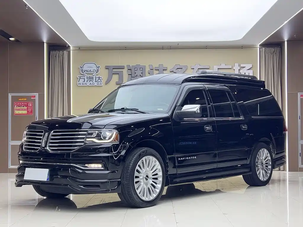 Lincoln Navigator 2016 — фото 1