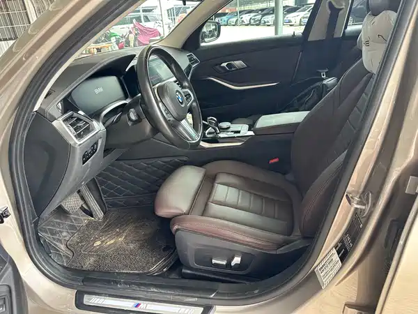 BMW 3 Series 2021
