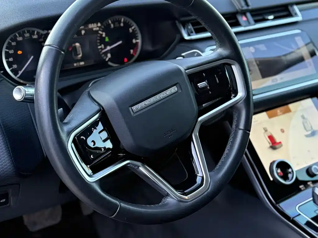 Land Rover Velar 2023 — фото 13