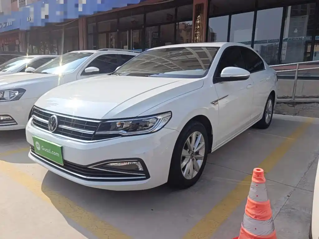 Volkswagen Bora 2021