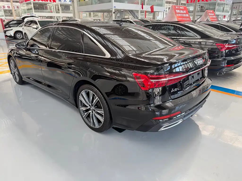 Audi A6L 2021