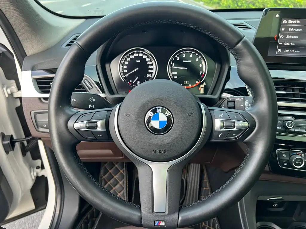 BMW X1 2022 — фото 5
