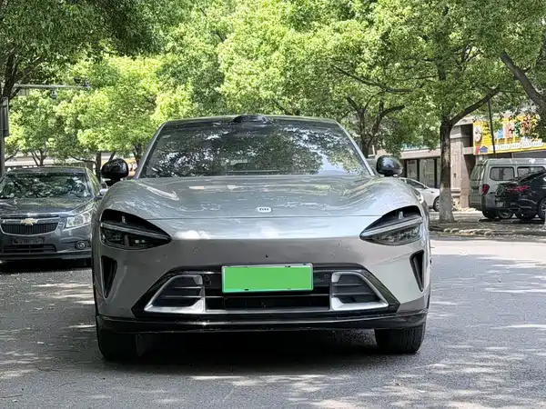 Xiaomi YU7 2025