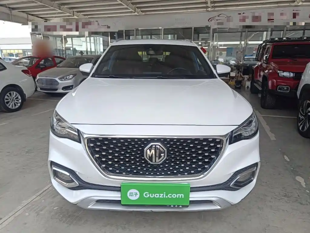 MG HS 2018
