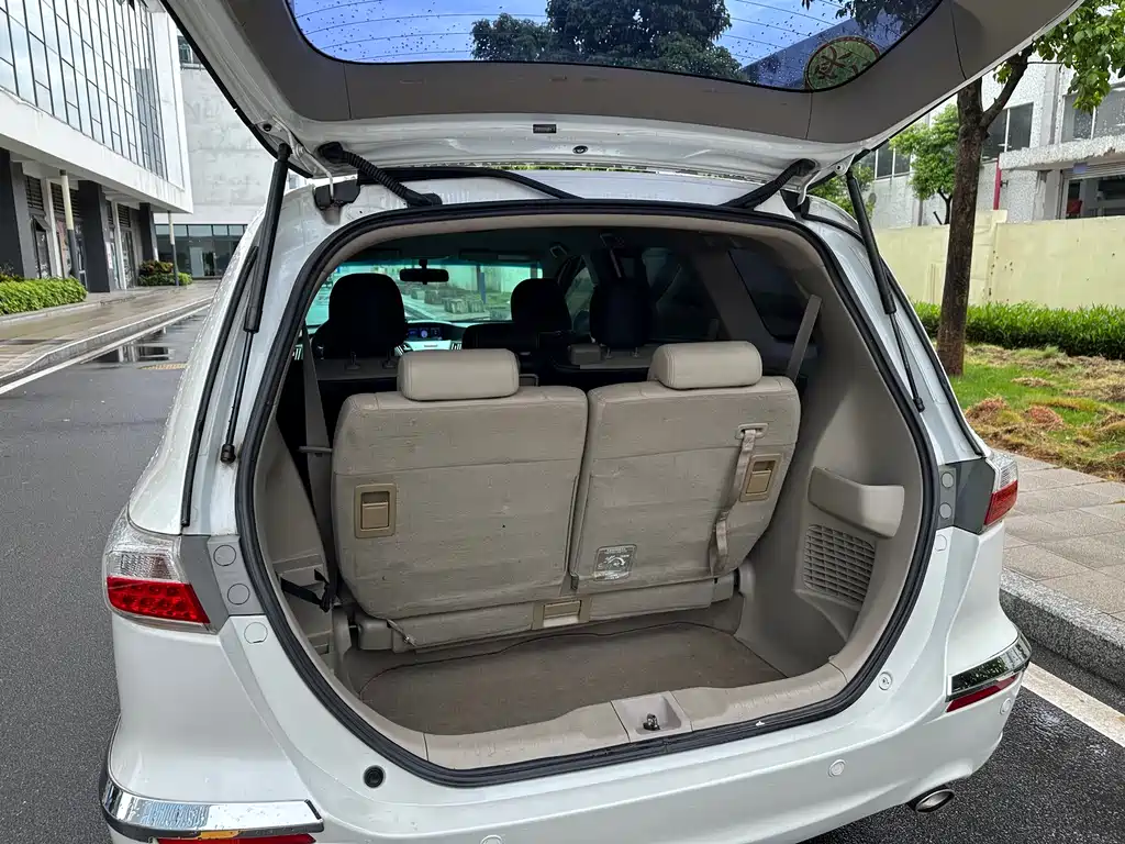 Honda Odyssey 2015 — фото 15