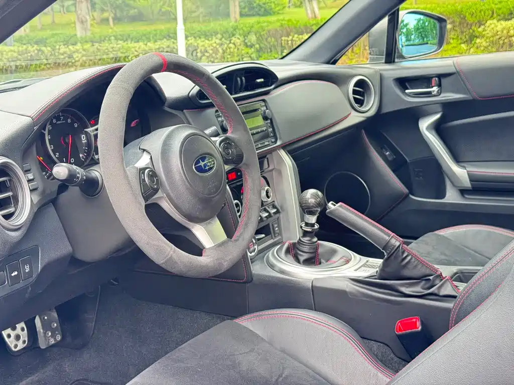 Subaru BRZ 2019 — фото 10