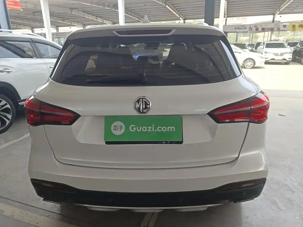 MG HS 2018