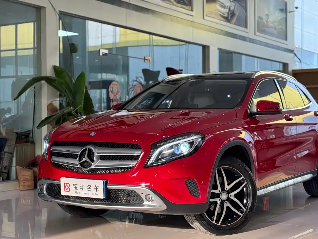 Mercedes-Benz GLA 2016 — фото 12