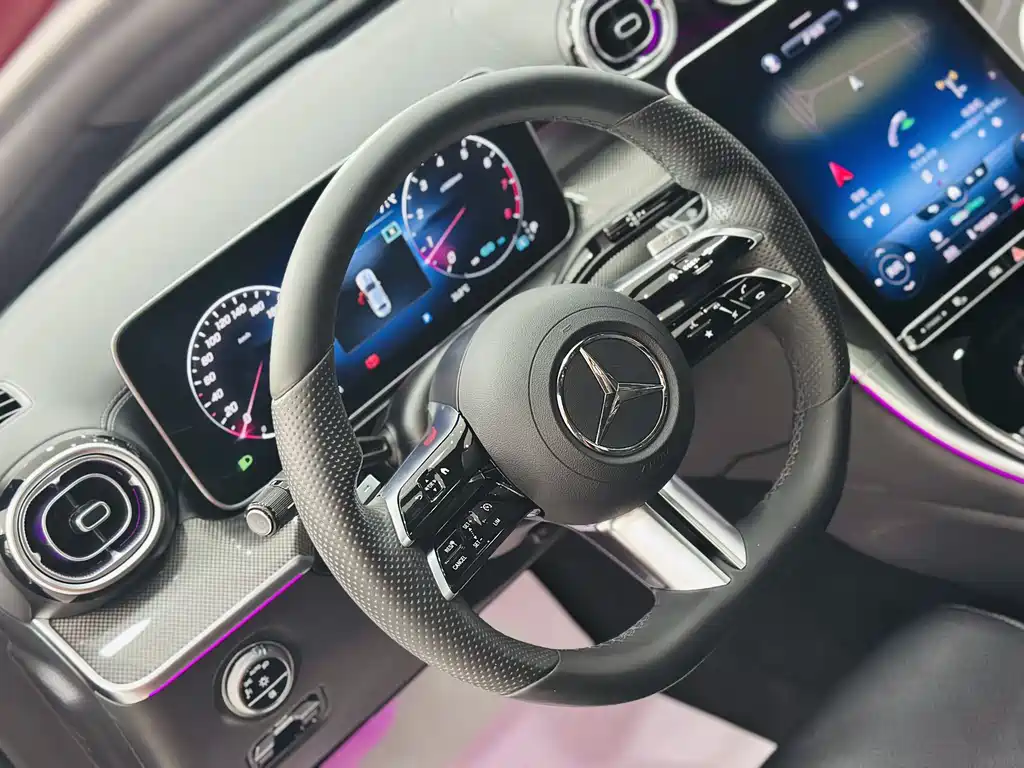 Mercedes-Benz C-Class 2022 — фото 12