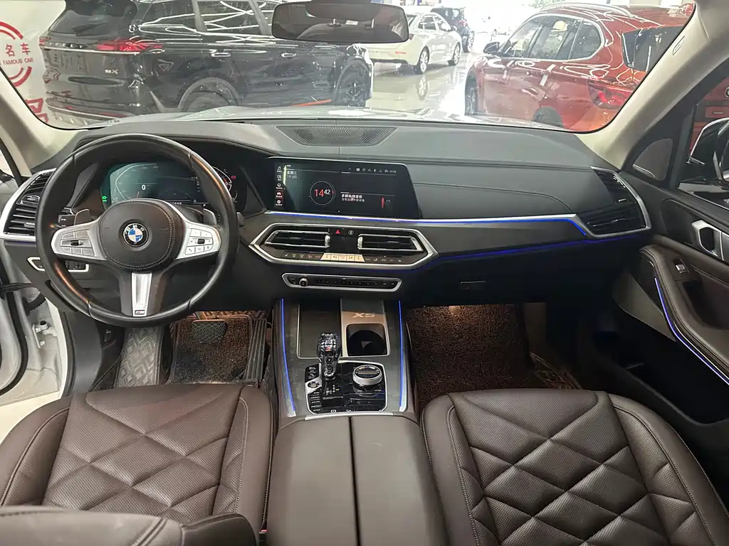 BMW X5 2023 — фото 18