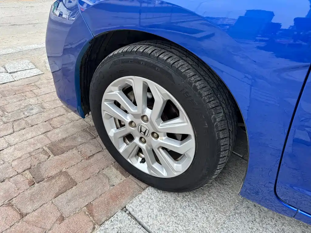 Honda Fit 2018 — фото 15