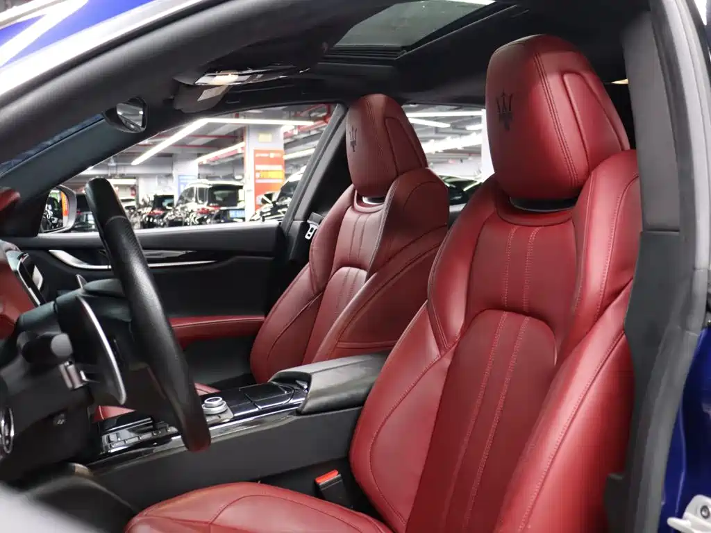 Maserati Ghibli 2024 — фото 10