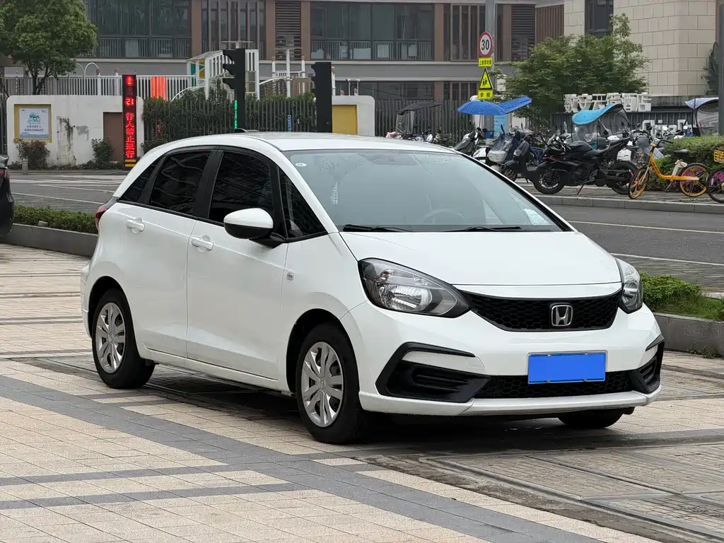 Honda Fit 2023 — фото 3