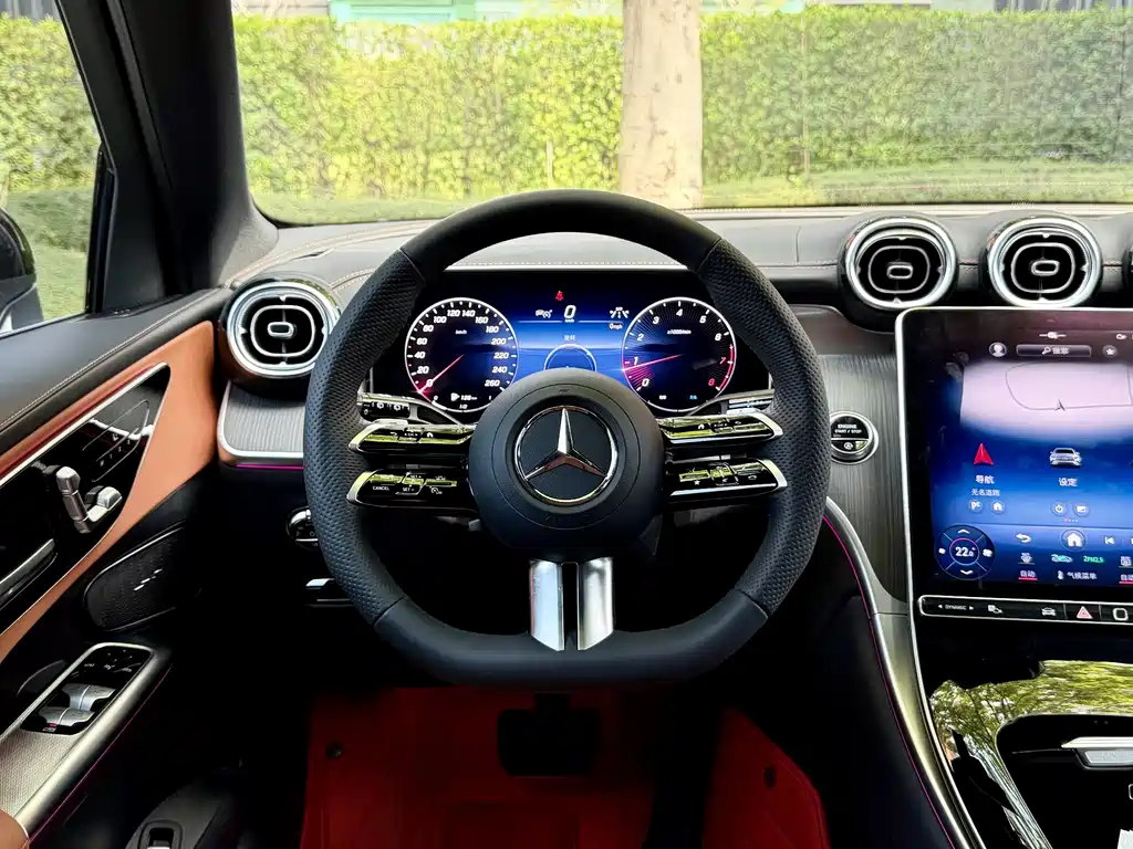 Mercedes-Benz GLC 2023 — фото 12