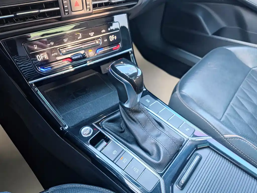 Volkswagen Passat 2021 — фото 15