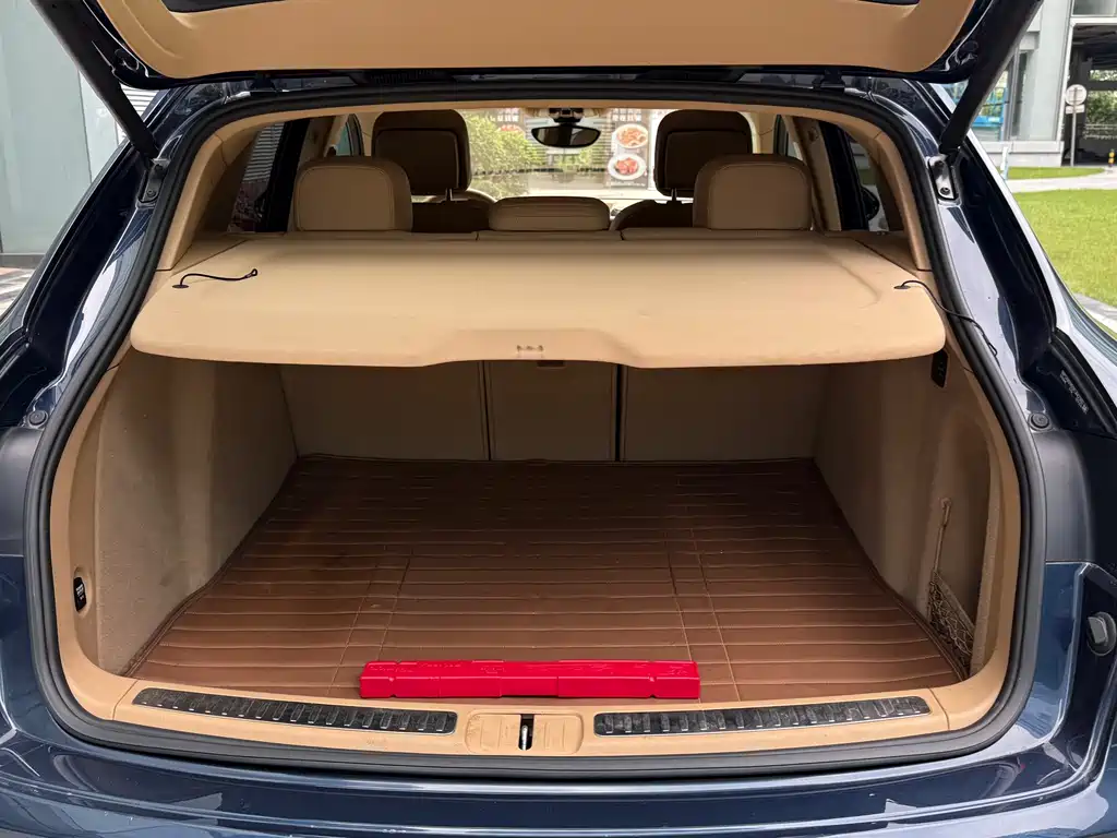 Porsche Macan 2015 — фото 16