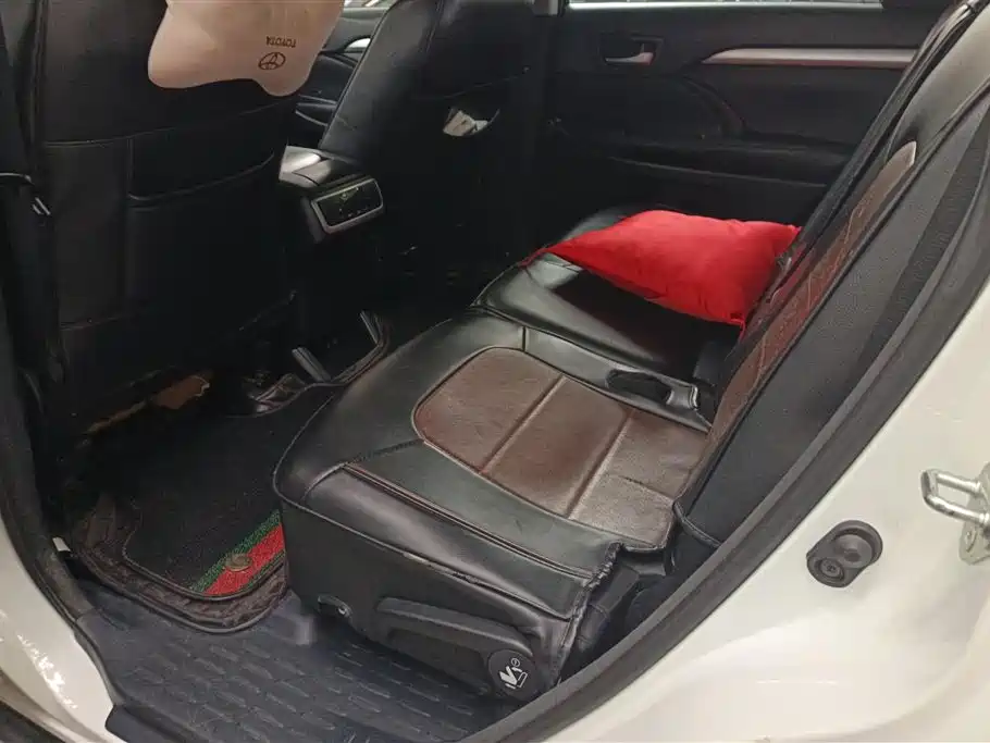 Toyota Highlander 2019 — фото 11