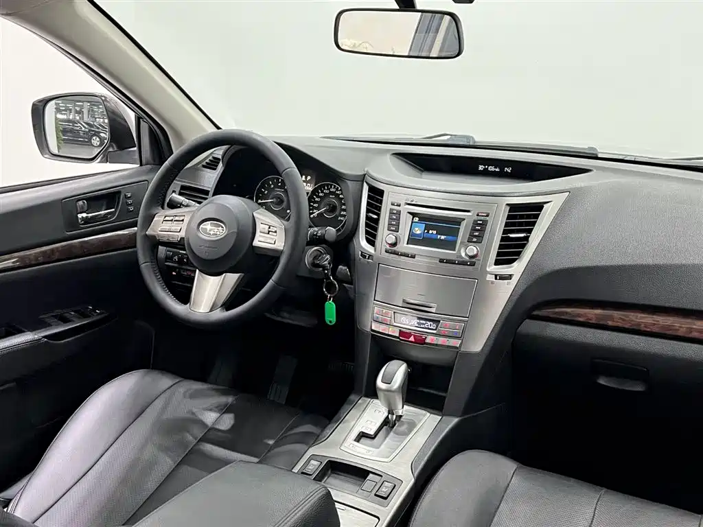 Subaru Outback 2012 — фото 14